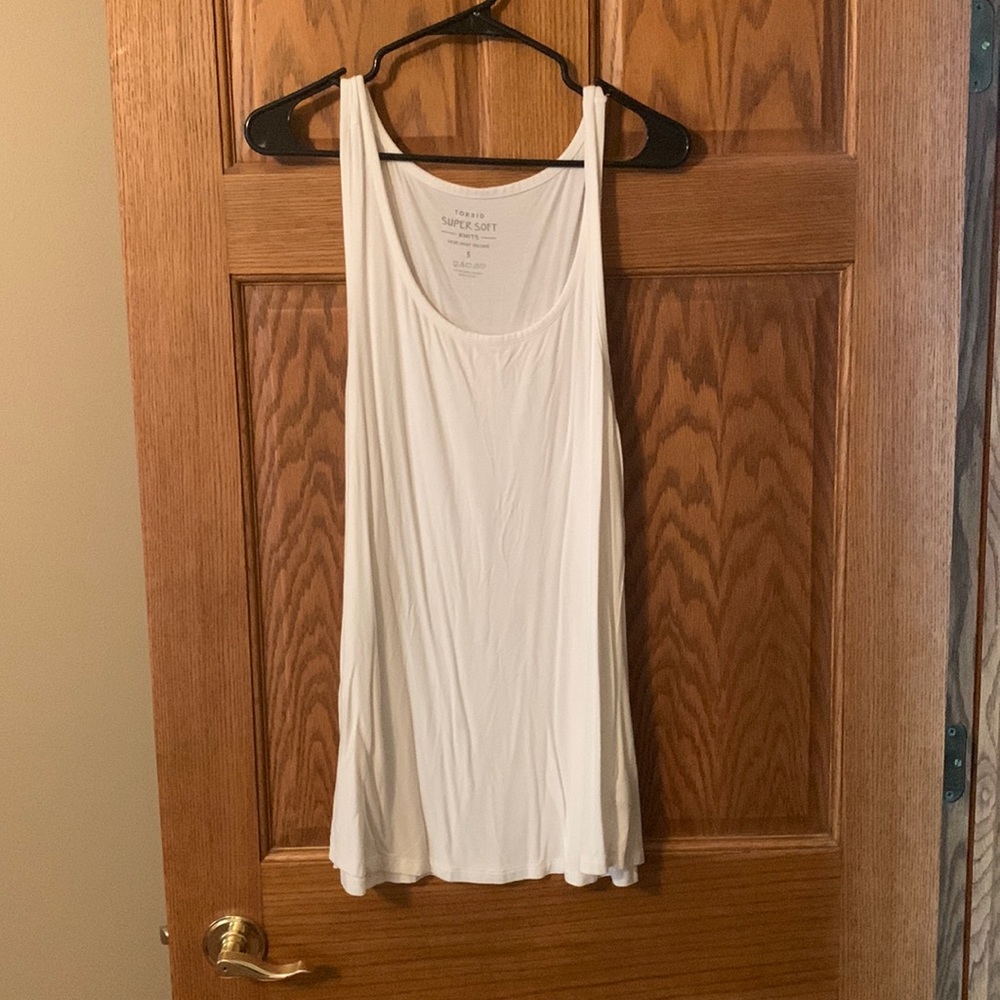 Torrid white tank